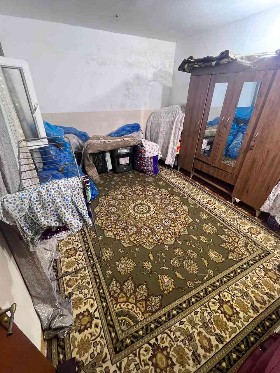 #🏠دار للــبيع  🅿️ طابقين  
مساحة 100 متر واجهه5متر 💥
طابو صرف ...الطابق الأرضي:—يتكون من غرفه نوم واستقبال ومطبخ وصحيات وكراج 
#الطابق-الثاني غرفتين نوم وصحيات 
#سعره 75 مليون
(كركوك حزيران قرب صيدلية مدينتي) 
 ________________

للاستفسار  اكثر يرجى 📞✔️اتصال 

  ***********
................................
أو زوروا مكتب السعيد الكائن حي الواسطي سايدين شقق ألغاز مقابيل جامع الشيخ ابراهيم البرزنجي
