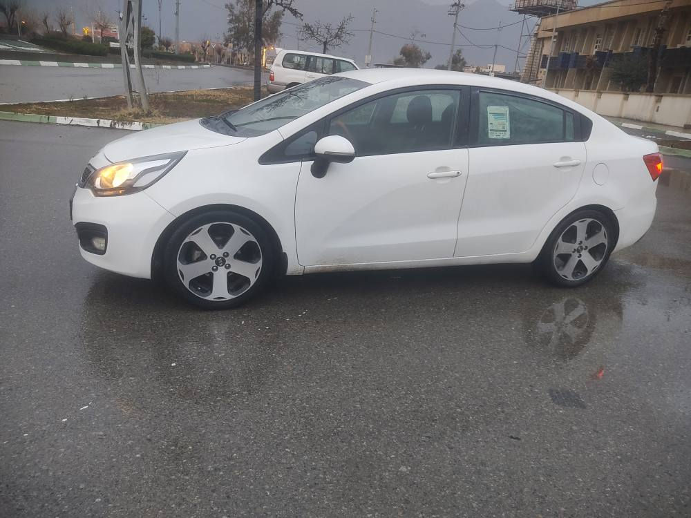 ڕانیە
کیاڕیۆ
٢٠١٣
تۆماتیک
تەبرید ساردووگەرم 
قفڵ مەرکەزی کۆنتڕۆڵ
سوکان فۆلیۆم 
وارقام کارەبایی
ئاوێنەکارەبایی
ویل کڕۆم
گێڕومەکینەوکارەبایی وتوندوتۆڵی بەشەرت سێ پارچەونیو لەسەرساغی 
بێ ناوگرنت سەنەوی بەناوخۆمە لەگەڵ  ژینگەوڕێگاوبانی  تا(2028) 
 هەزەی تازەیە تعویل وغرامەش بەشەرت
سارەکە هی ماڵانە هی مەعرەز نیە زۆرپاک ماوەتەوە
نرخی(٨٨)گەڵاومعامەلە
سەودامان نیە بەس  فرۆشتنە گەرمشتەری تەلەفۆن بکە جوابی کۆمێنت نادەمەوە
فایبر
واتساپ
*********** رانية, السليمانية
