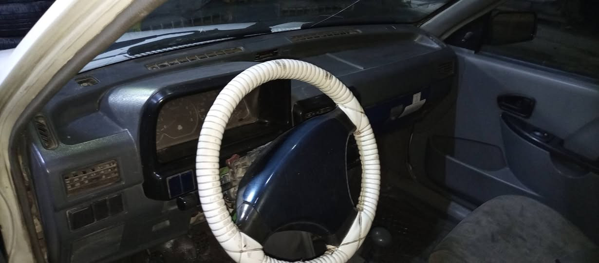 السلام عليكم 

سايبا خصوصي للبيع فقط 

لون ابيض رقم الماني 
موديل 2011 

السنوية بأسمي تحويل ثاني يوم وتنتهي ب 2028

السعر/  32 ورقة وبي مجال 

للاستفسار/  ***********

.
