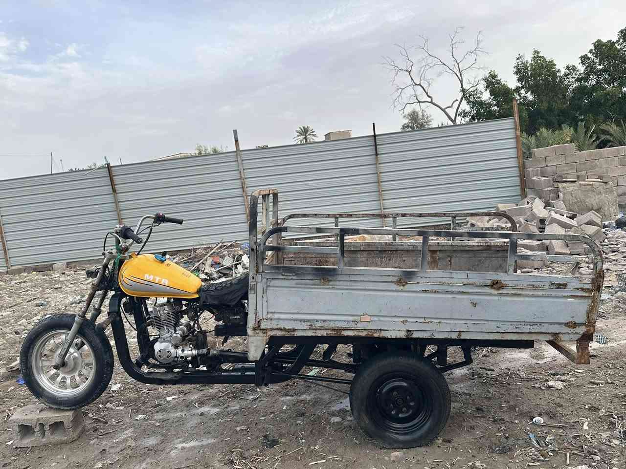 سلام عليكم ستوته امتيار ادوات شوفت العين محرك نضيف تانكي جديد كهربائيات شغاله لبدي صفاحي انضاف بس ارضيه تعبانه مكاني بصره ابو الخصيب العوجه السعر 375وبيه مجال الشراي يخابرني ***********
