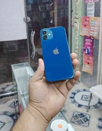 آيفون ١٢ • ١٢٨ • بطارية ٨٤٪