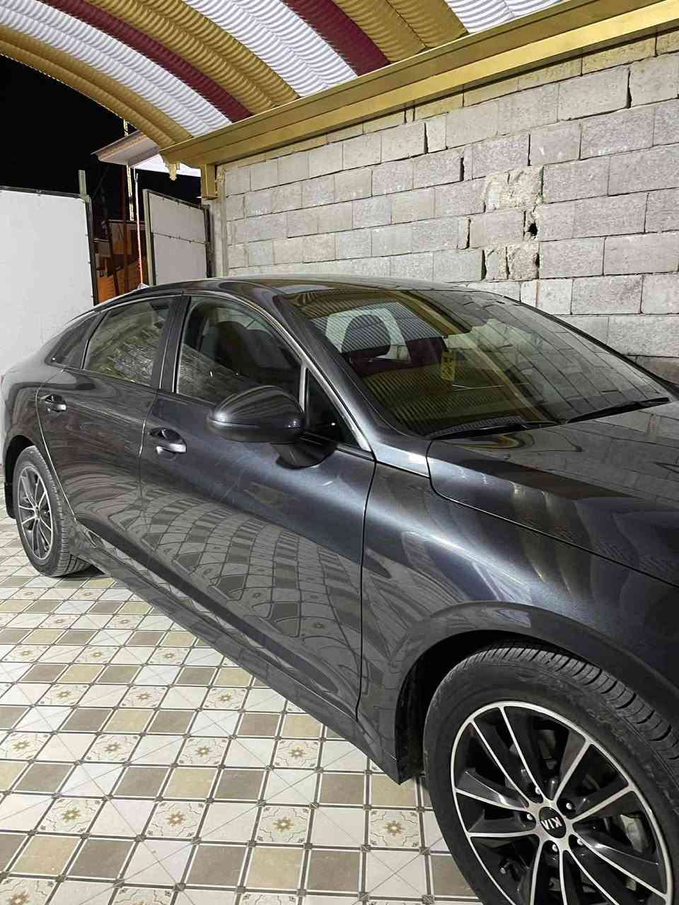 كي فايف 
موديل 2021 
امريكي 
فول مواصفات عده الفتحه
تشغيل عن بعد
راردا امامي خلفي جانبي 
كامره
بصمه 
شاشه  
رقم انبار معوقين باقي 6 اشهر تصير حره 
تحويل 
ماشيه 144 
مكفوله من صبغ والتبديل 
بيها بارد جداً قليل بجنطه 
مكان السياره الخالديه
للتواصل 
*********** 
السعر 150 بيها مجال جداً قليل
