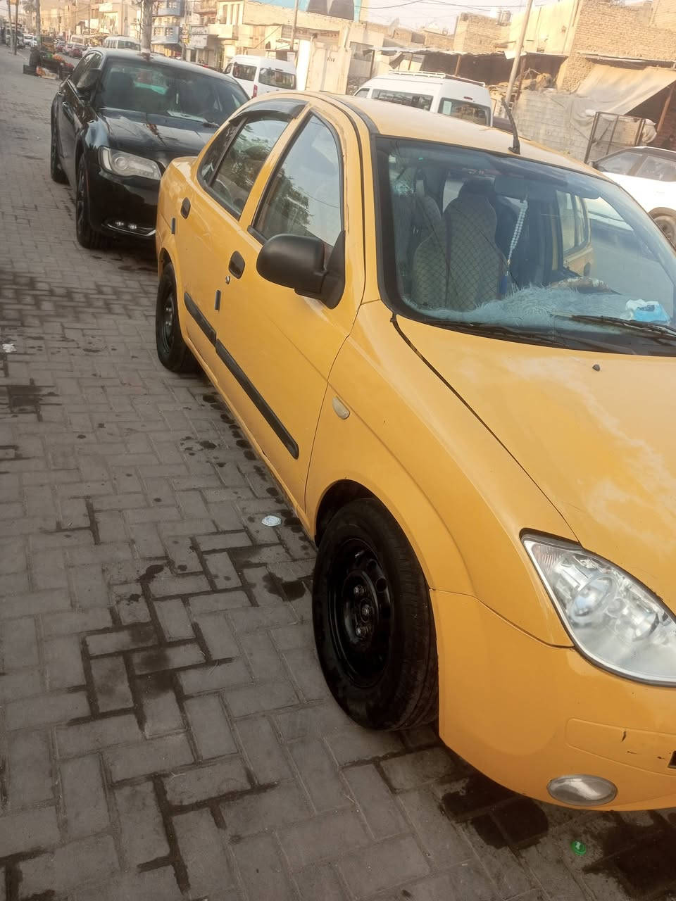 السلام عليكم
طيبه موديل 17 جاملغ امامي الايمن مبدل 
محرك وكير بحاله جيده 
تبريد شغال
السعر 37 وبي مجال 
العنوان بغداد الحريه 
مصفر هيئه وغرامات
السنويه 2028
للاستفسار ***********
