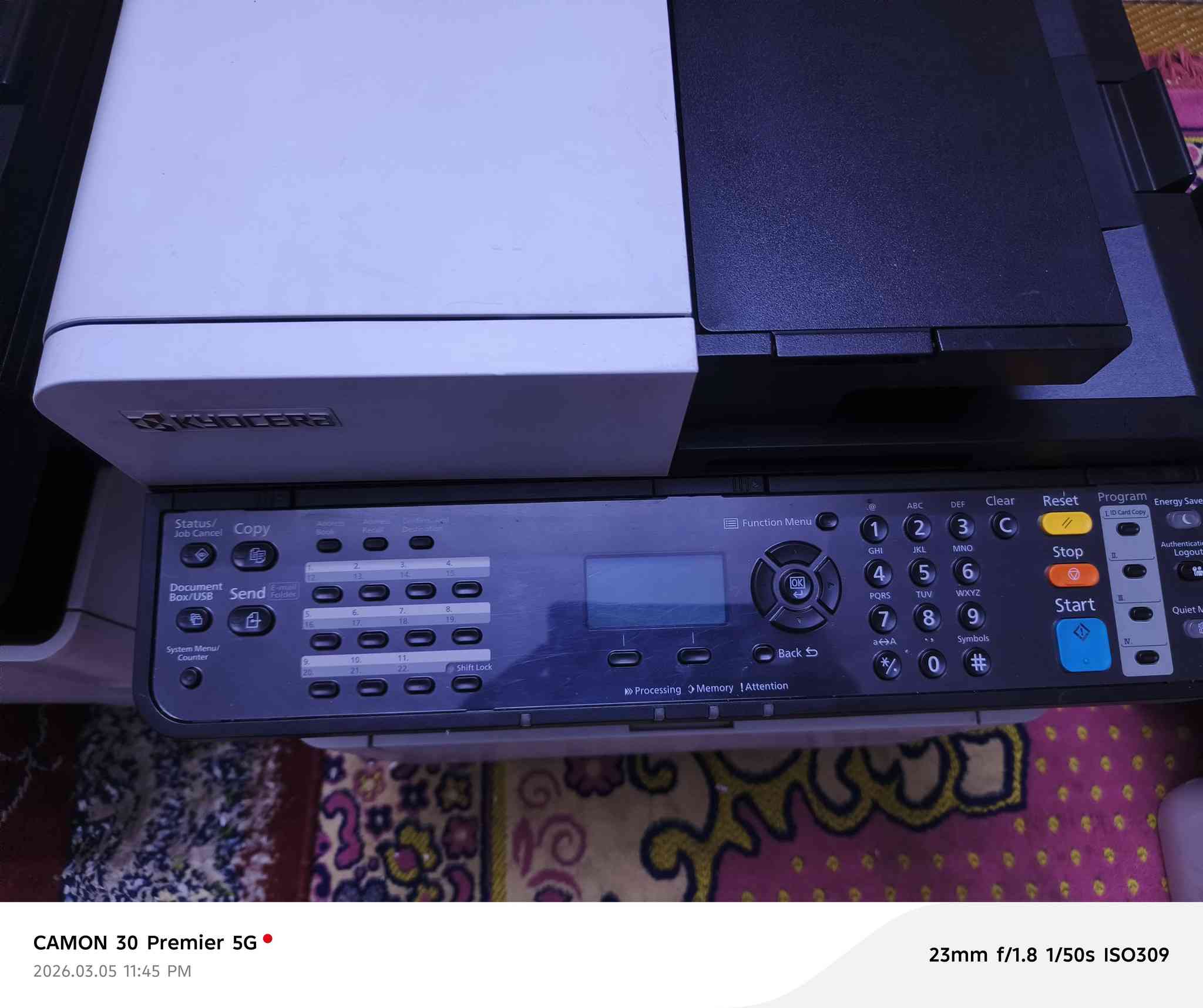 للبيع طابتعتين KYOCERa طباعه عاديه وحده تطبع والثانيه ماتطبع ماتسحب ورق ب١٥٠ لف ثنينهن مكاني بغداد الحبيبيه


**إذا كنت صاحب هذا الإعلان وتريد حذفه لأي سبب، رجاءا أرسل رسالة إلى الدعم الفني**