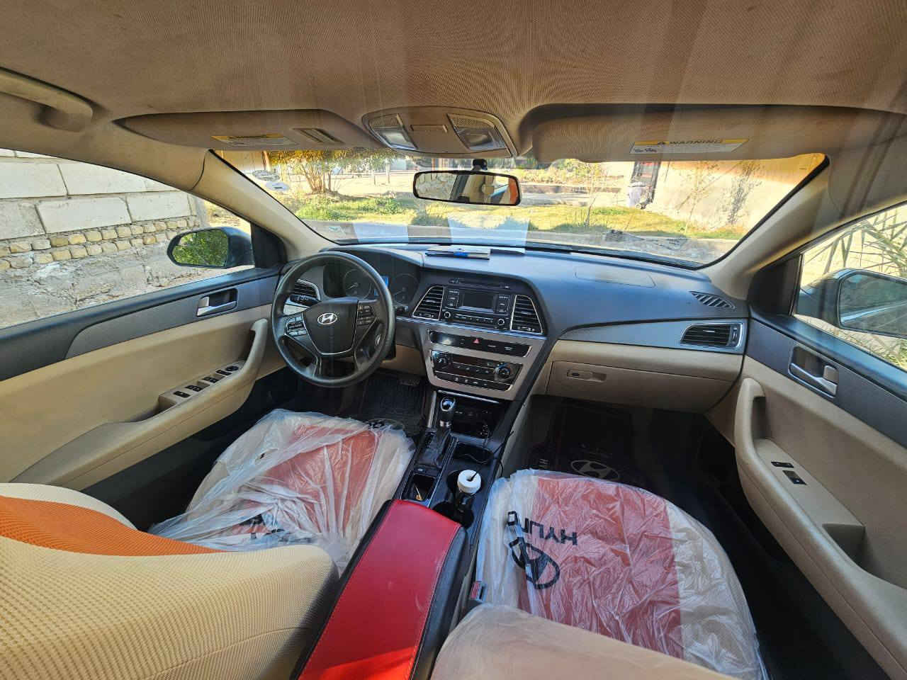 السلام عليكم سوناتا مديل 17 وارد امريكي بيه حادث جاملغ وباب بأمريكا كش وبنفس الجه باب وجاملغ طخات بالعراق مصبوغه جها بدون فتح اي قطعه كل ليفل واحد السياره احلا من الصوره السعر 115 رقمه ***********
