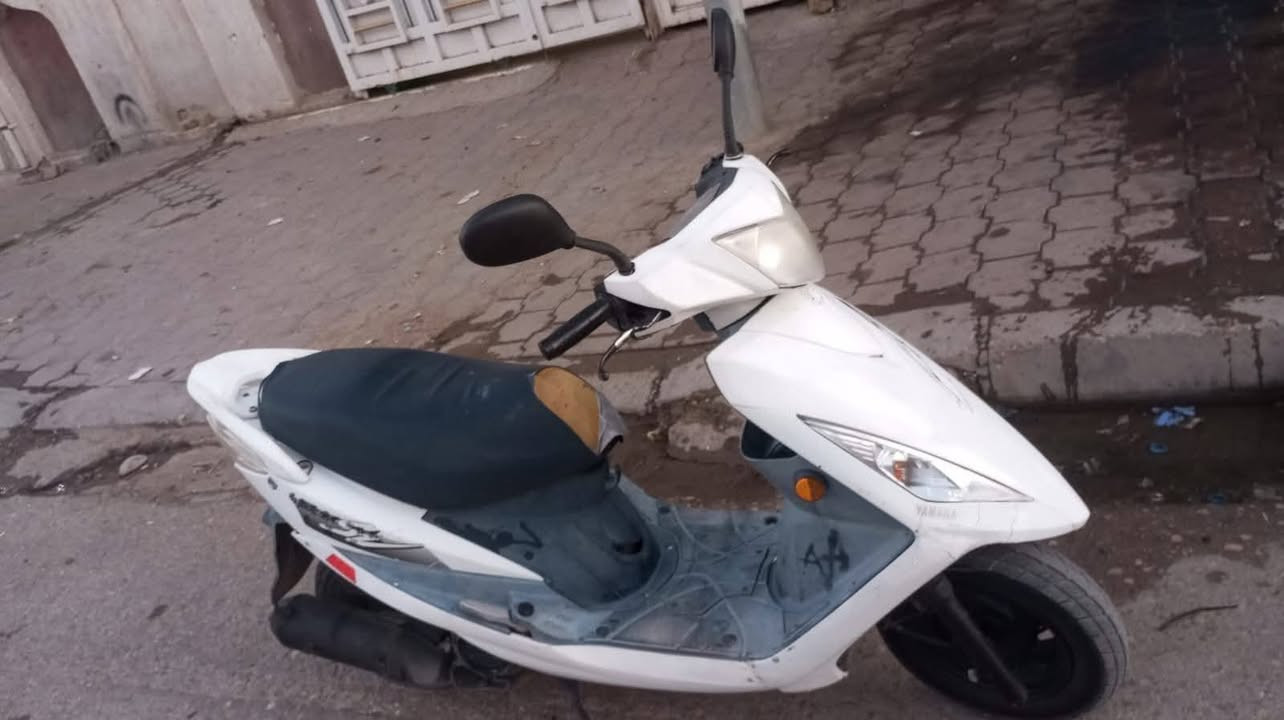 دراجه سيام  كوري جي تي محرك محرك 150 سرعه الدراجه 140
دراجه خير من الله نكره سلف نوزل دراجه كلشي بيها شغال ماتصرف عليها ربع كامله مكمله 350اوبيها مجال للشراي
عنواني كوت داموك حي الشهداء 
***********
***********
