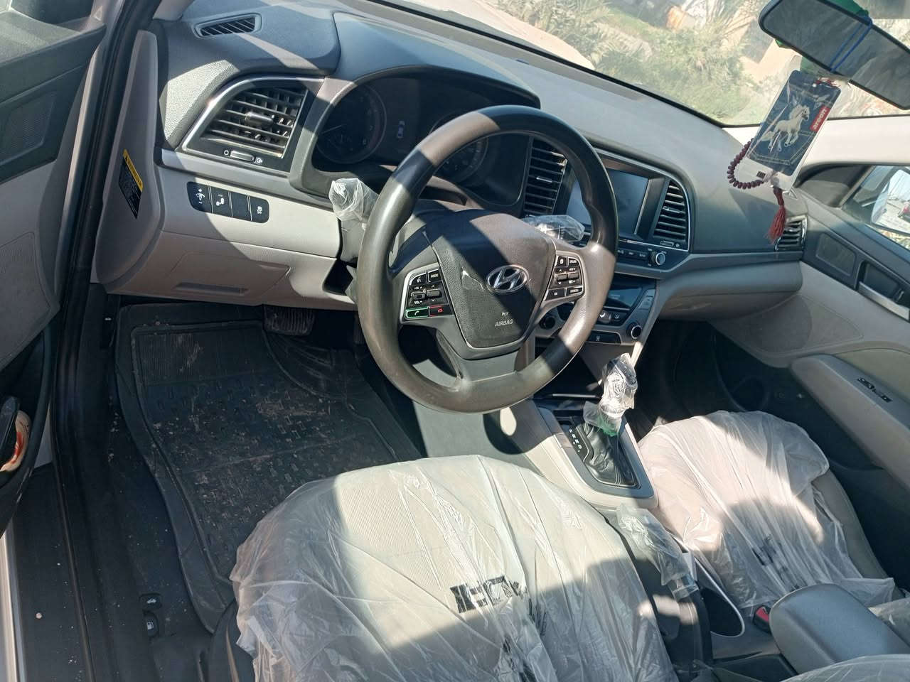 النترا مديل 18امريكي مكينة بيهة بخار سيارة بسمي تحويل مباشر ضررهة بنيد امبدل وقطعتين صبغ السعر 105 وبيهة مجال قليل تفاصيل اتصال ***********
