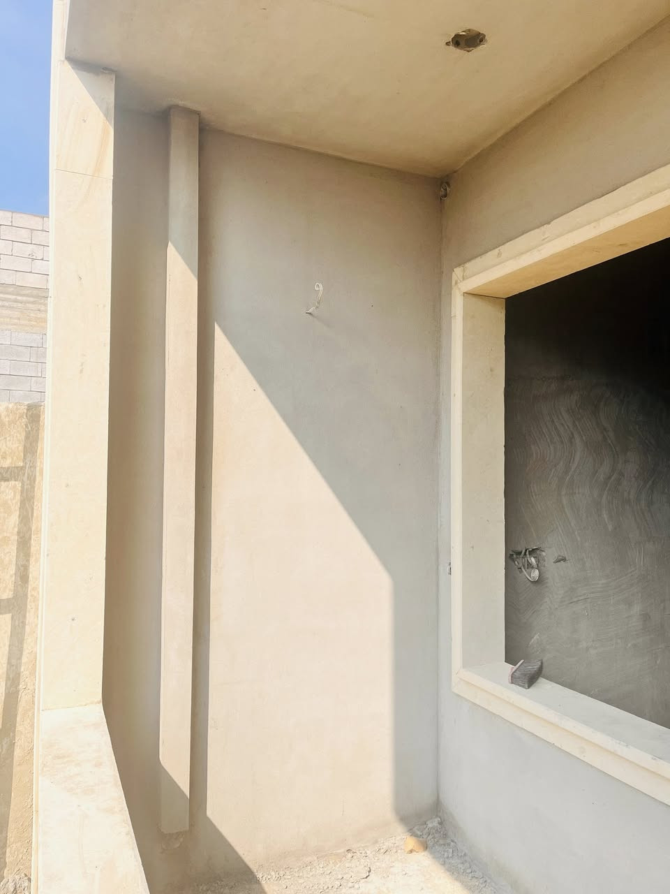 لباخ سمنت شغل درجه اولى  عمل داخل الموصل فقط  للتواصل —***********
