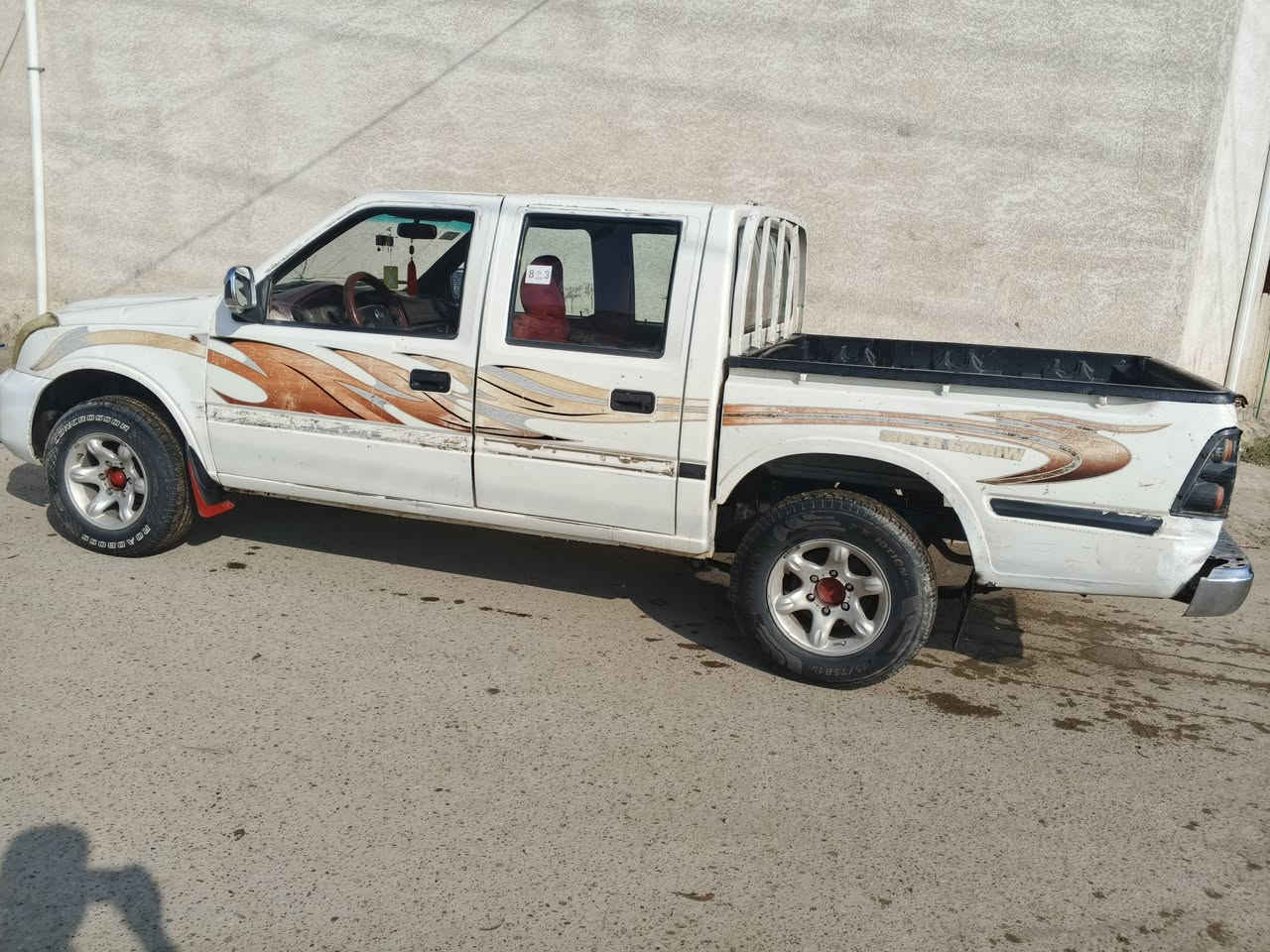 سلام وعليكم بيكم كنوو 2009 سياره بلاديه محرك سعودي بخاخ صدر جديد تايرات جديد محركه بيه شويه تنقيص كهربائيات كلها شغاله تبيرد تدفئه شغله السياره منفيس اورقها موجود كامله مكان السياره صلاح الدين  السعر 29 وبيها مجال رقم الهاتف ***********  *********** اتصل وتدلل
