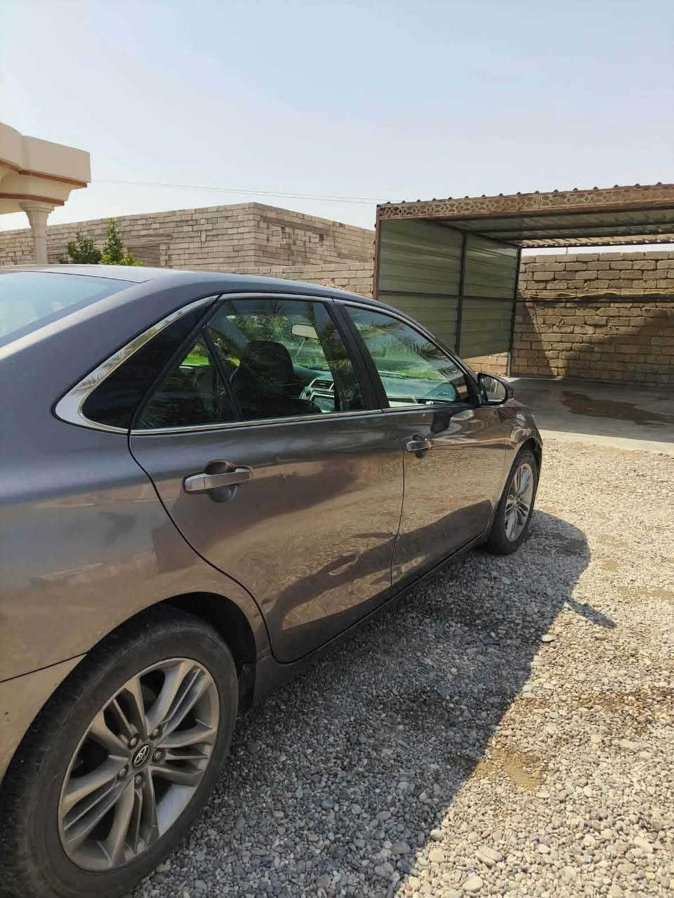 السلام عليكم للبيع كامري موديل ١٧ اس اي 
سليمانيه بأسمي سنويه جديدة ب ٢٠٢٥ 
الظرر چاملغ امامي وباب خلفي بدون دواخل  
مكان صلاح الدين بيجي ملاحضه بيع فقط 
***********هـ
سعر 148
