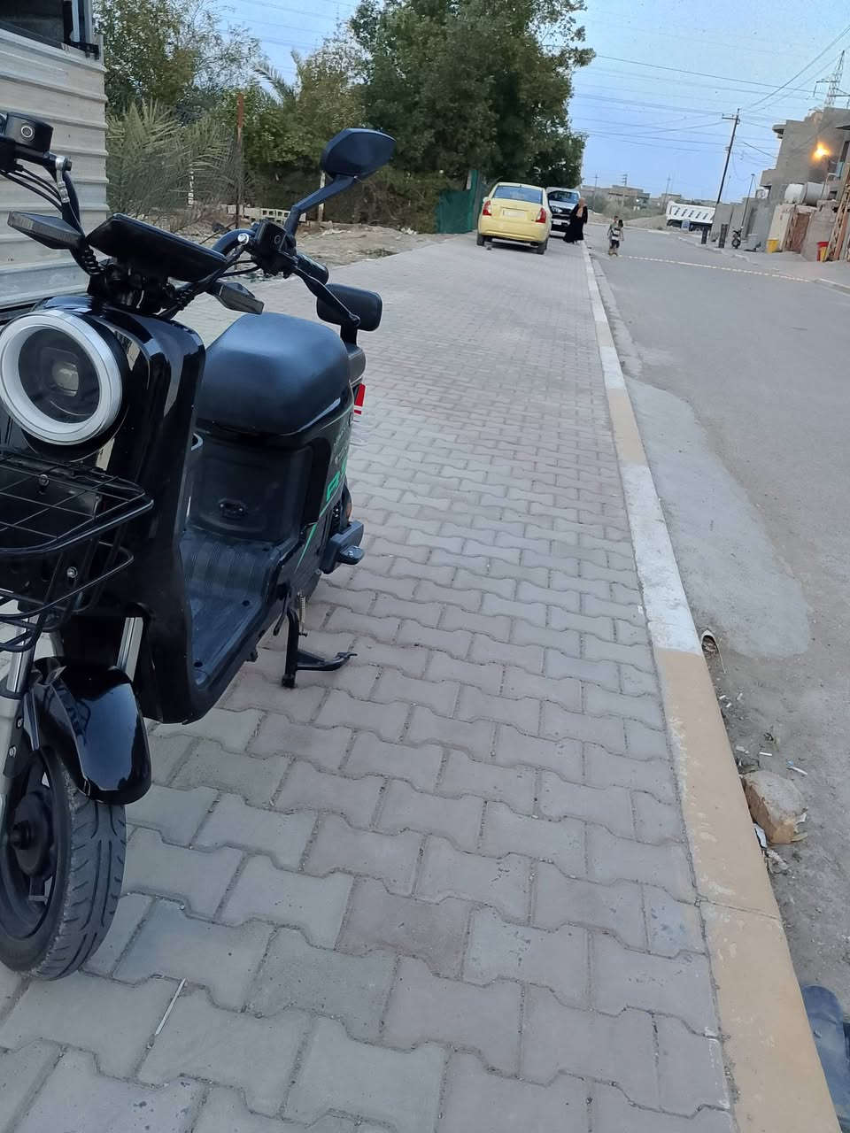 السلام عليكم R9 للبيع
البايسكل نضافتة شوفة عينك كهربائيات كلهة شغالة بطارياتة جدد كل حلو او نضيف نقصة هورن فقط السعر 350 قفل متحصل بهيج سعر ابد وذا اكو مراوس بدراجة بعد احسن العنوان ديالى بعقوبة التحرير الرقم ***********
