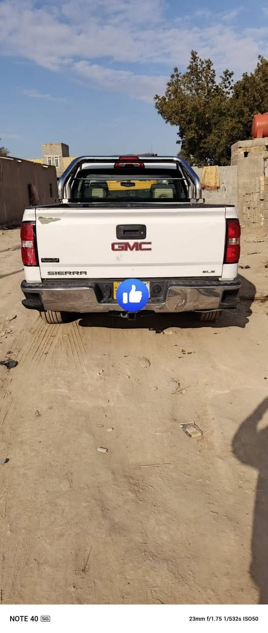 جمسي سيرا ٢٠١٥ للبيع جاهزه مكينه وكير جاهزه السياره 
حادثها الجاملغ الامامي فقط 
للاستفسار الاتصال على الرقم ***********
العنوان ذي قار
