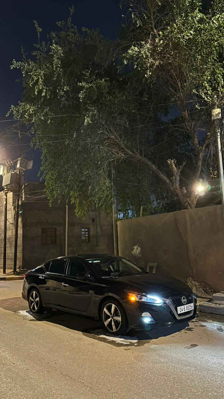 نيسان التيما موديل 22 وارد امريكي الضرر جاملق وبنيد رقم بصره فول مواصفات SV فتحه سقف رادار امامي رادار جانبي رادار خلفي مكينه كير حداده تخم تاير كله جديد السياره ماشيه 71كيلو العنوان البصرة *********** البصرة, العراق
