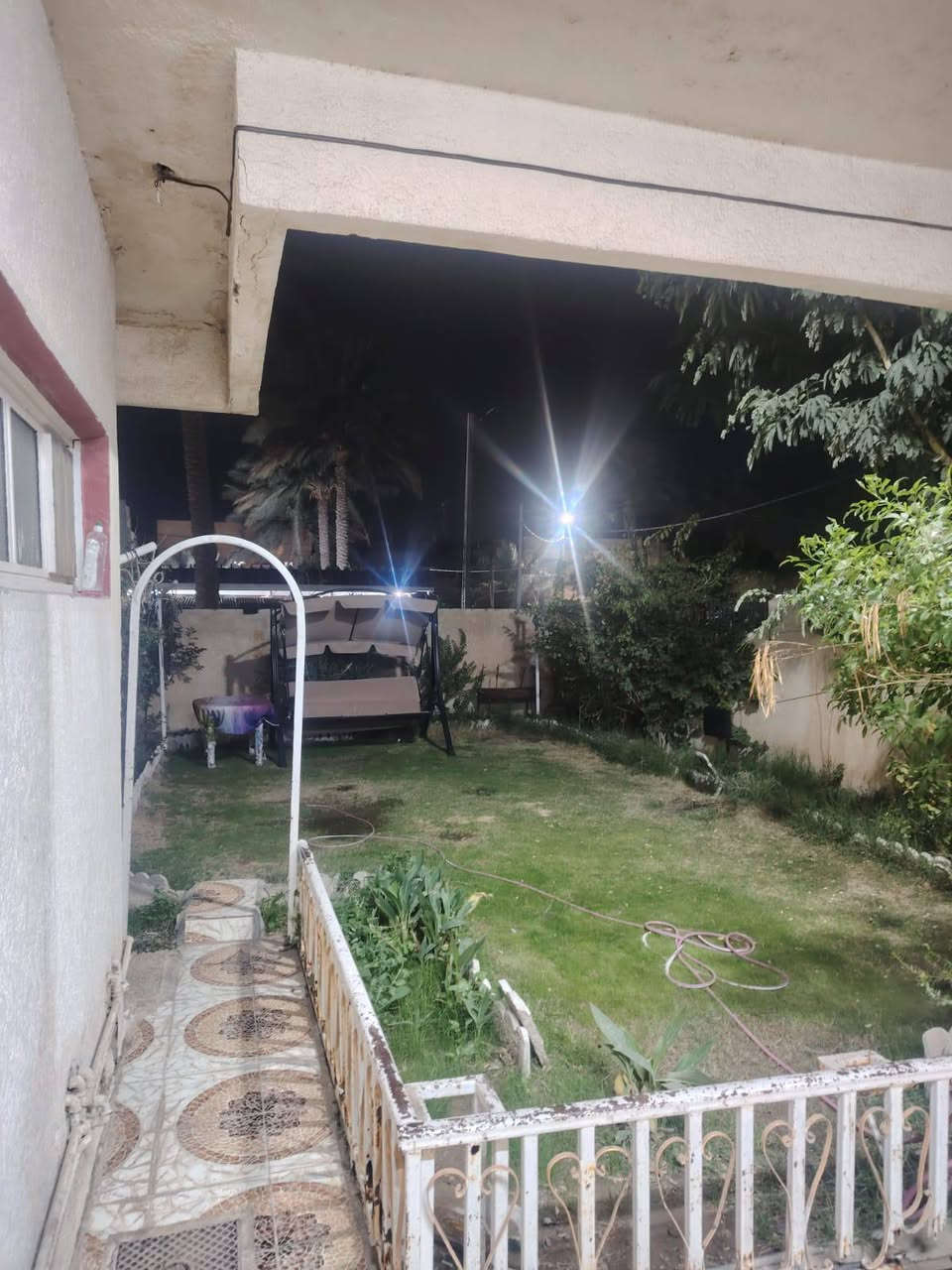 دار للبيع منطقه داموك دور الضباط قريب نزله المخازن بالمربع الأول مساحه 375 متر طابو صرف طابقين 4غرف مع صحيات عدد 3
الغرفه 5×5
الاستقبال 9×4 ونص
الهول 8 × 5
المطبخ 5×5
والطابق الثاني توجد غرف عدد 2 مع استقبال كبير مع صحيات
الاستفسار ***********
                ***********
