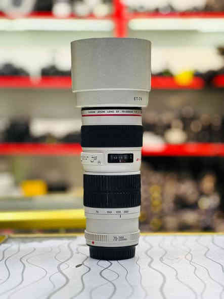 عدسات كانون 
عدسة 70-200 اصدار ثالث السعر مليون ٩٠٠
عدسة 70-200 اصدار ثاني السعر مليون ٣٠٠
عدسة 70-200 اصدار اول تك السعر ٨٠٠ 
عدسة 70-200 فتحة 1:4 تك السعر ٥٠٠ الف 
عدسة 70-210 السعر ٣٧٥ الف
عدسة 100-300 السعر ٣٥٠ الف
عدسة 24-70 اصدار ثاني السعر مليون ٥٠٠ الف 
عدسة 24-70 اصدار اول السعر ٥٧٥ الف 
عدسة 24-105 اصدار ثاني السعر ٧٠٠ الف 
عدسة 24-105 اصدار اول ٥٥٠ الف 
عدسة 24-105 رنك فضي السعر ٤٠٠ الف
عدسة 28-105 السعر ٢٠٠ الف 
عدسة 28-80 السعر ١٥٠ الف
عدسة 16-35 السعر ٦٥٠ الف 
عدسة 35-105 السعر ٢٥٠ الف 
عدسة 20-35 فتحة 2:8 السعر ٤٠٠ الف
عدسة 17-85 السعر ٣٥٠ الف 
عدسة 17-40 السعر ٤٠٠ الف 
عدسة 10-20 السعر ٣٧٥ الف 
عدسة 18-200 السعر ٣٠٠ الف
عدسة 18-135 السعر ٢٥٠ الف 
عدسة 55-250 السعر ٢٢٥ الف
عدسة 85mm السعر ٣٥٠ الف
عدسة 50mm السعر ١٢٥ الف
عدسة70-300 السعر ١٢٥ الف 
عدسة 75-300 السعر ١٢٥ الف
———————————————-
عدسات نيكون 
عدسة 300mm فتحة 2:8 G السعر ٣ ملاين 
عدسة 70-200 نيكون اصدار ثالث السعر مليون ٨٥٠ الف
عدسة 70-200 نيكون اصدار ثاني السعر مليون ٢٥٠ الف
عدسة 70-200 سكما اصدار ثالث السعر مليون ٢٠٠ الف
عدسة 70-200 سكما السعر 750 الف
عدسة 28-300 السعر ٧٥٠ الف
عدسة 28-200 السعر ٤٥٠ الف
عدسة 28-85 السعر ٢٢٥ الف 
عدسة 28-80 السعر ١٥٠ الف 
عدسه 28-70 السعر ٢٥٠ الف 
عدسة 24-120 السعر ٦٥٠ الف 
عدسة 24-70 السعر ٥٥٠ الف 
عدسة 14mm (عدسه واسعه) السعر ٣٥٠ الف
عدسة 8mm (عدسه واسعه) السعر ٢٥٠ الف 
عدسة 18-270 السعر ٣٢٥ الف 
عدسة 18-200 السعر ٢٧٥ الف
عدسة 18-140 السعر ٢٢٥ الف 
عدسة 18-135 السعر ٢٠٠ الف 
عدسة 18-105 السعر ١٧٥ الف
عدسة 100-300 السعر ٤٥٠ الف
عدسه 55-300 السعر ٣٠٠ الف 
عدسة 17-50 السعر ٣٧٥ الف 
عدسة 85mm السعر ٣٢٥ الف
عدسة 50mm السعر ١٢٥ الف 
عدسة 70-300 سكما السعر ١٢٥ الف
عدسة 70-300 نيكون السعر ١٠٠ الف
عدسة 70-300 تامرون السعر ١٢٥ الف
📍العنوان كربلاء-شارع العباس/سوق المهدي📍

📸مركز عالم الكامرات📸
✅***********
