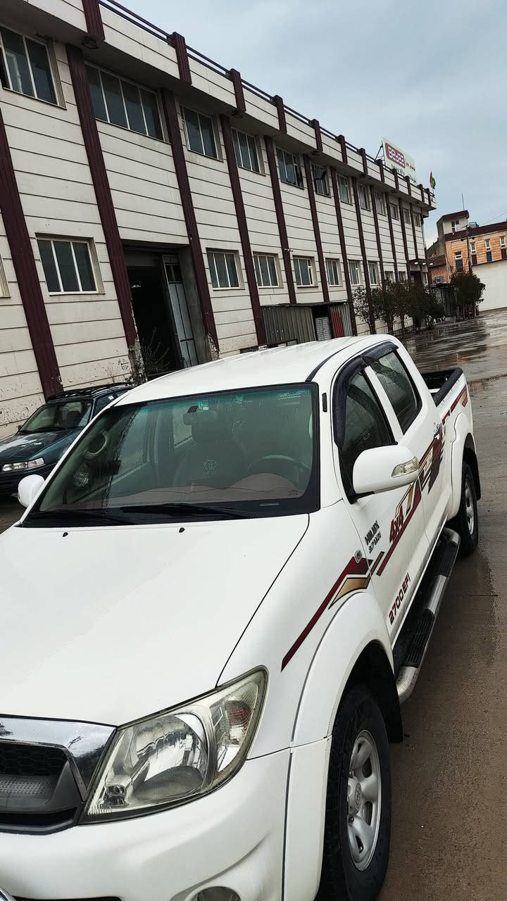 مەرزیە بوافرواشتن لۆاک
موادیل2011
بیبوایاخ
دووپەنچە ساردی هەیە
بیمەسرەف
سەنەوی تازە تا2030
هەموو گیانی  بەشەرت
مەکینەی نەکراوەتەوە
بی دووکەڵ بیسەرف
210km رواشتوا

ژمارەی تەلەفوون@***********  
نرخ 198$  مەجالیکی کەم
