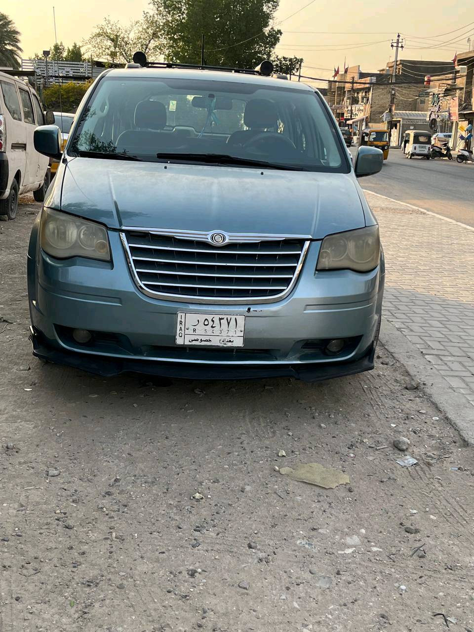 السلام عليكم دوج كرفان كرايسلر ٢٠١٠ مصبوغ حزام ما عدا البنيد السياره حادثه جاملغ السايق كير ودينه خير من الله السياره استخدام شخصي نضيفه جدا صدر أمامي خلفي تخم تاير ضفيره عقل كلهن جدد 
مكينه ٣٨٠٠.     ٦سلندر
***********