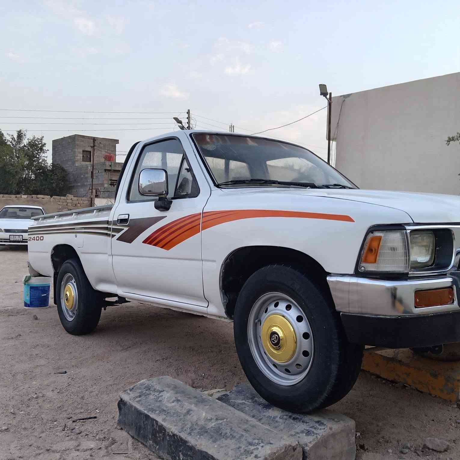 السلام عليكم بيكم تويوتا موديل 93 سياره جاهزه من كل النواحي محرك كير شاصي اكسن سنويه 28 عنواني بصره الزبير السعر 50 بمجال***********
