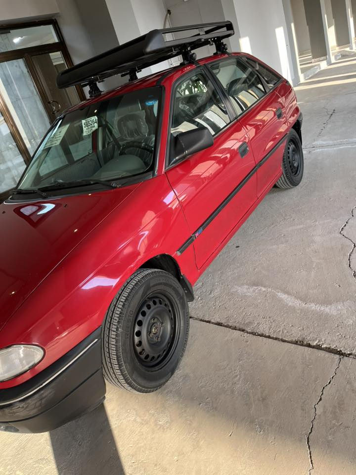 السلام عليكم رمضان كريم عليكم وبل موديل ٩٢رقم نكليزي هزه جديده كير محرك حاويه برغي مامفتوح بيهن  شعندك مراوس نزل و***********سعر ٥٠بيها مجال سياره مسستم كامل بل موصل صاحب سياره بغداد مكان السياره بغداد الزعفرانيه
