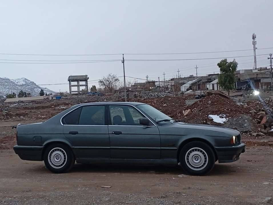 سەرەتا بەناوی  خوای گەورە
 بۆ فرۆشتن بیئێم 520ی کەپسی
 گێڕ عادی
 ئاڕم  پلاسیک  هەولێر بەشەرت  خرامە
 سڵایتوو دووجام کارەبا
 مۆدیل 1991 مەکینەو گێڕ  بەشەرت  فیتەر  ماڵ دۆستە بێ دەعموو لێدراو
  ئاڕم ئەوەلیات  موس  بڕاوە غرامە بەشەرت 
 مشتەری  تەلەفۆن بکە  سعر 23 گەڵاو کەمێ  مەعمەلە 
 ژ.م***********
وەسئاپوو و ڤایبەریشی لەسەرە السليمانية, العراق
