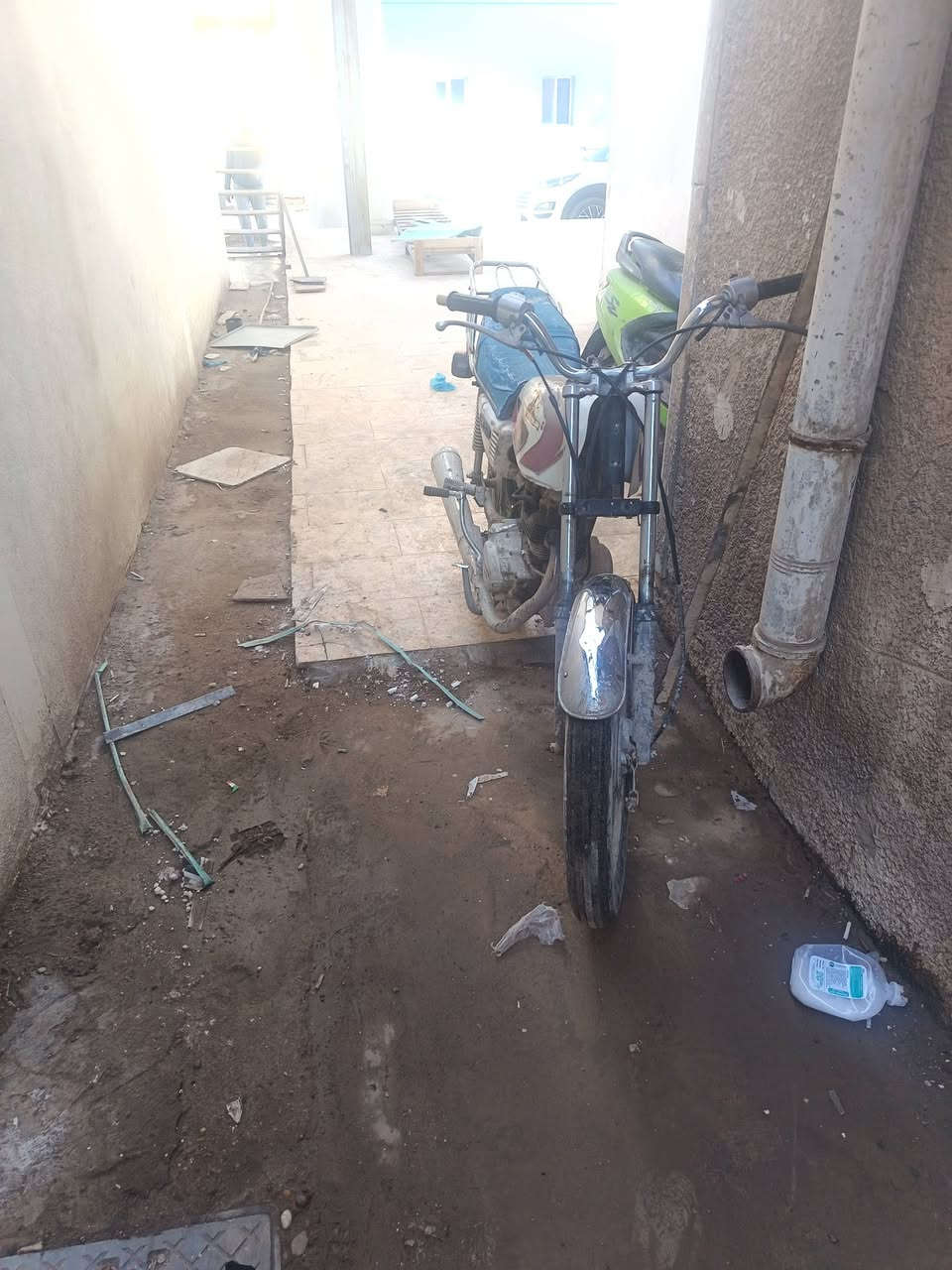 سلام عليكم شباب دراجه اربعه كير محرك مفتوح كلك كلك اكفلك سرقه وعشائر سعره 250قفل قفل ***********مكاني كوفه سهله
