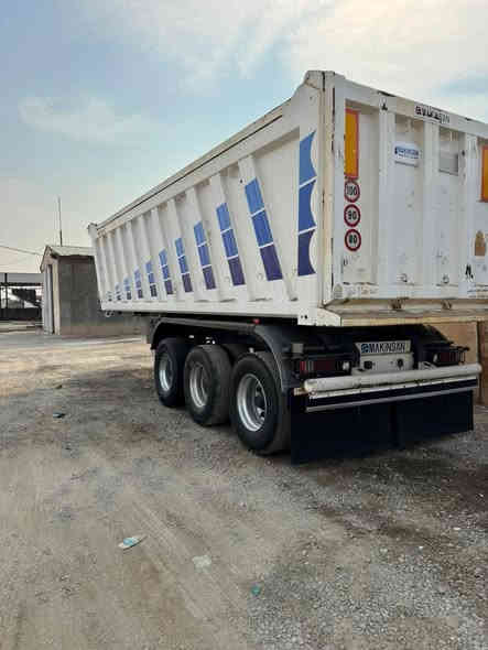 عربانة للبيع ماكنيسان2020تاير ياباني نص ذرعةبلادي 33 متر وي التعلاوة35 متر الاتصال***********
