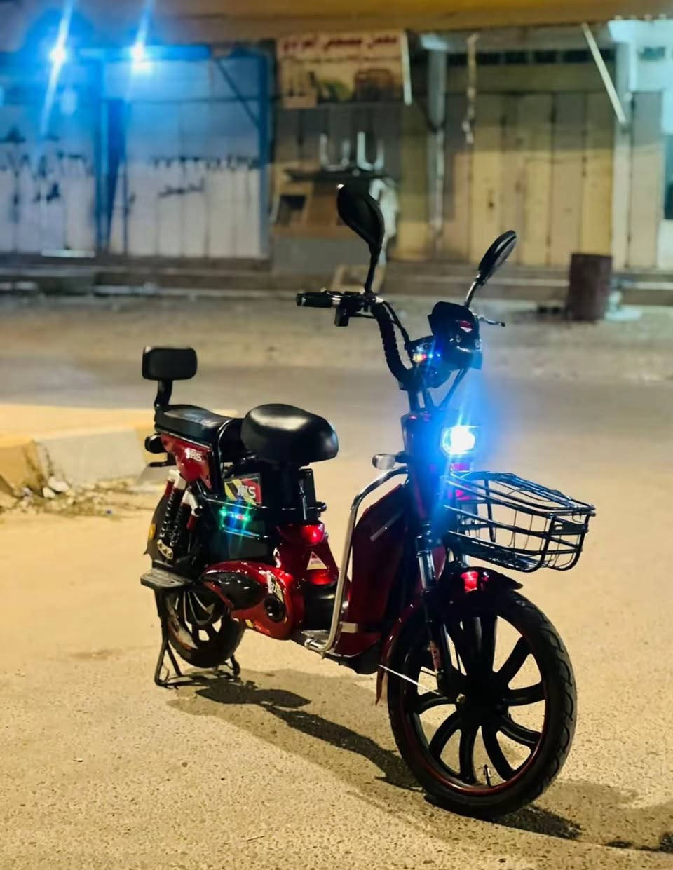 السلام عليكم
يوجد بايسكل شحن للبيع  كله شرط بس بي 3بطاريات واكفه يعني ايتبدلن وهسه يمشي على 2 مواصفات

1-ملف1500W

2-خمس بطاريات

3-تشغيل بصمة وكارت وسويج بصمات عدد 2

4-تايرات جوبلس

5-لايت LED

6-دبل اشارة ويمين يسار

7- اربع سرع

8-شاشة ايباد اظهار السرعة والشحن والعطل

9-اشارة الوان عند تشغيل الضوء

10-ماسك هاتف

11-منفذ USB لشحن الموبايل

12-سرعة 99

13-شحنة وحدة من 40_45كم

14-موديل 2025

السعر  خاص  ويرهم مراوس ب موبايل حسب القناعه

للاستفسار اكثر وتساب أو لاتصال ***********
