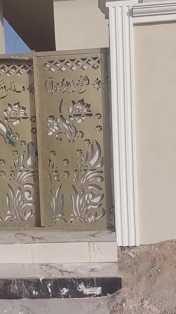دار للبيع في النجف في حي النداء قرب المستشفى الجديد مساحة 100 متر طابق واحد السعر 65 مليون ***********
