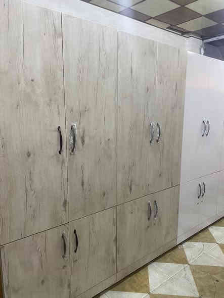 خشب mdf درجة اولى 
يوجد 2 باب 
3 باب 
4 باب 
6 باب 
***********
