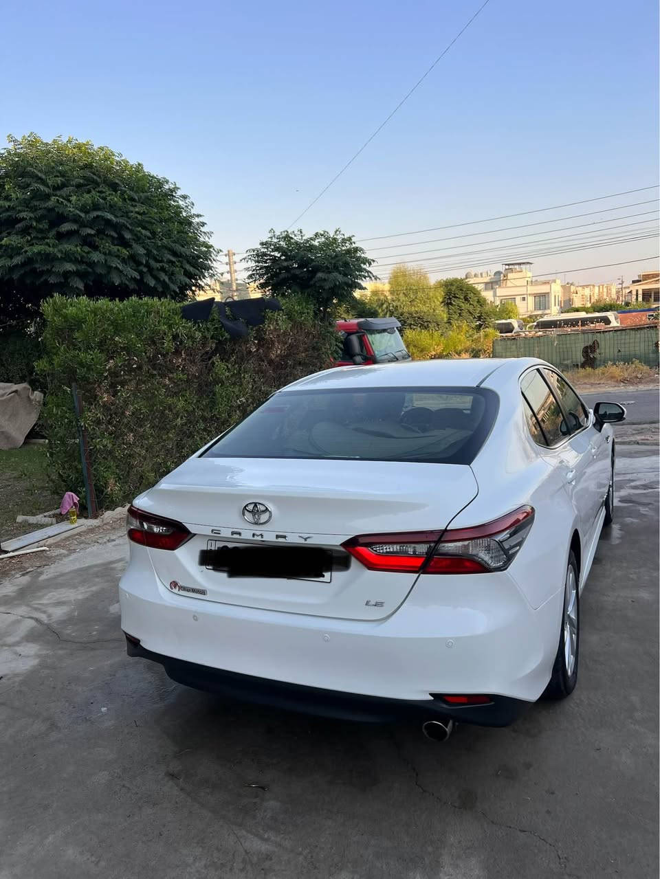 Toyata camry le 
بۆنیت سبوخ لەگەل بستەک جاملخ pdr      ٦٠ هەزار km
*********** أربيل, العراق
