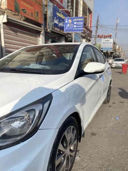 سلام عليكم سياره اكسنت مديل 2015سياره كفاله من الفتح والصبغ فقط بارد قليل بيه السياره كير محرك حداديه كله زين فقط التبريد عاطل وما مفحوص عطله شنو السياره مثل ماموضح امامكم بالتصوير كلش جديده السعر ١٠٨ورقه وبيه مجال للاستفسار ***********
