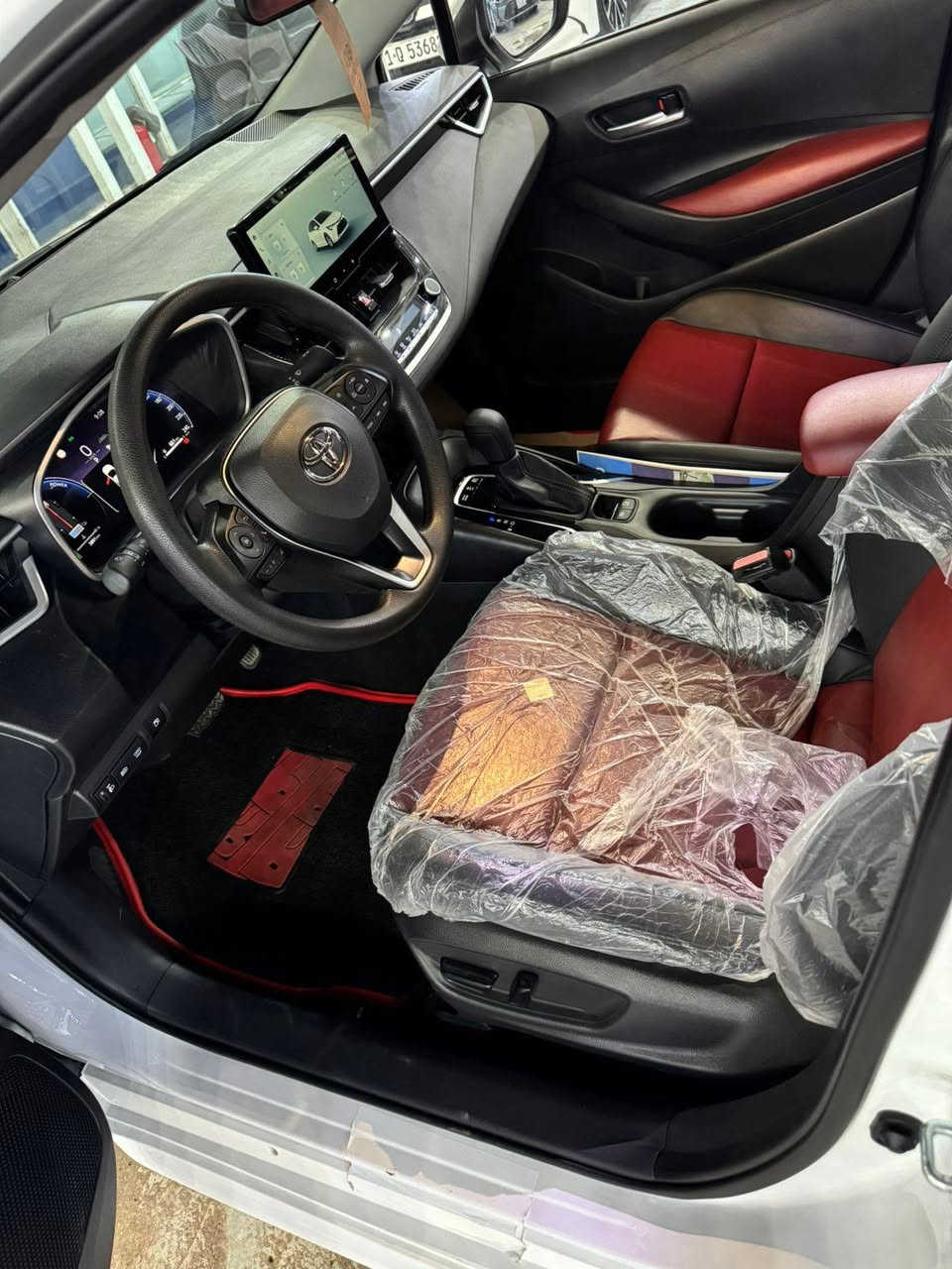 كورلا خليجي هايبرد بانزين
موديل 25 
ماشي 3 الف اخت زيرو 
جلد كرسي كهرباء 
بصمه 
فتحه سقف 
ويل كب 
محرك 1800 دوش 
رقم بغداد مكان سياره البياع شارع وسط معرض سيدار 
تلفون‭0772 709 3525‬ اني مكلف بلنشر
