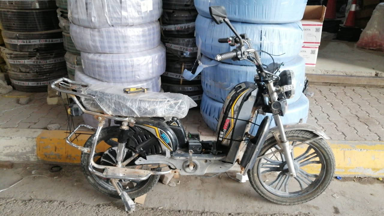 ماطور للبيع بس كشر تفصيخ عقل جديد +تايرات +دبلات كيم أخذه إذا تفصيخ باليرضي الله


**إذا كنت صاحب هذا الإعلان وتريد حذفه لأي سبب، رجاءا أرسل رسالة إلى الدعم الفني**