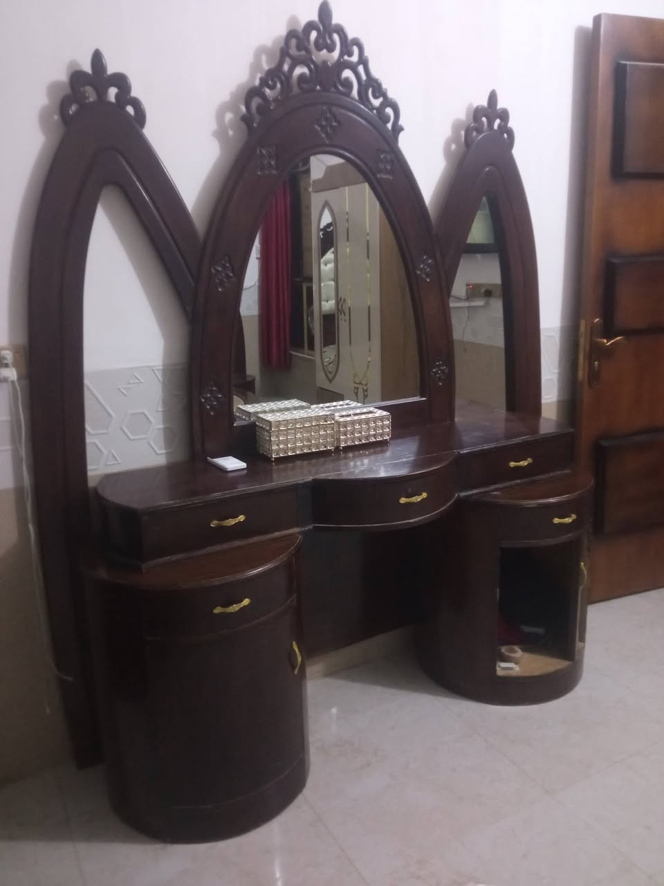 ميز تواليت للبيع
مكاني حله


**إذا كنت صاحب هذا الإعلان وتريد حذفه لأي سبب، رجاءا أرسل رسالة إلى الدعم الفني**