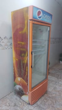 عارضة عمودية نظيفة جدا... حجم كبير ٣٠ قدم...عرض ٧٠ شغالة عل الفحص...شر...