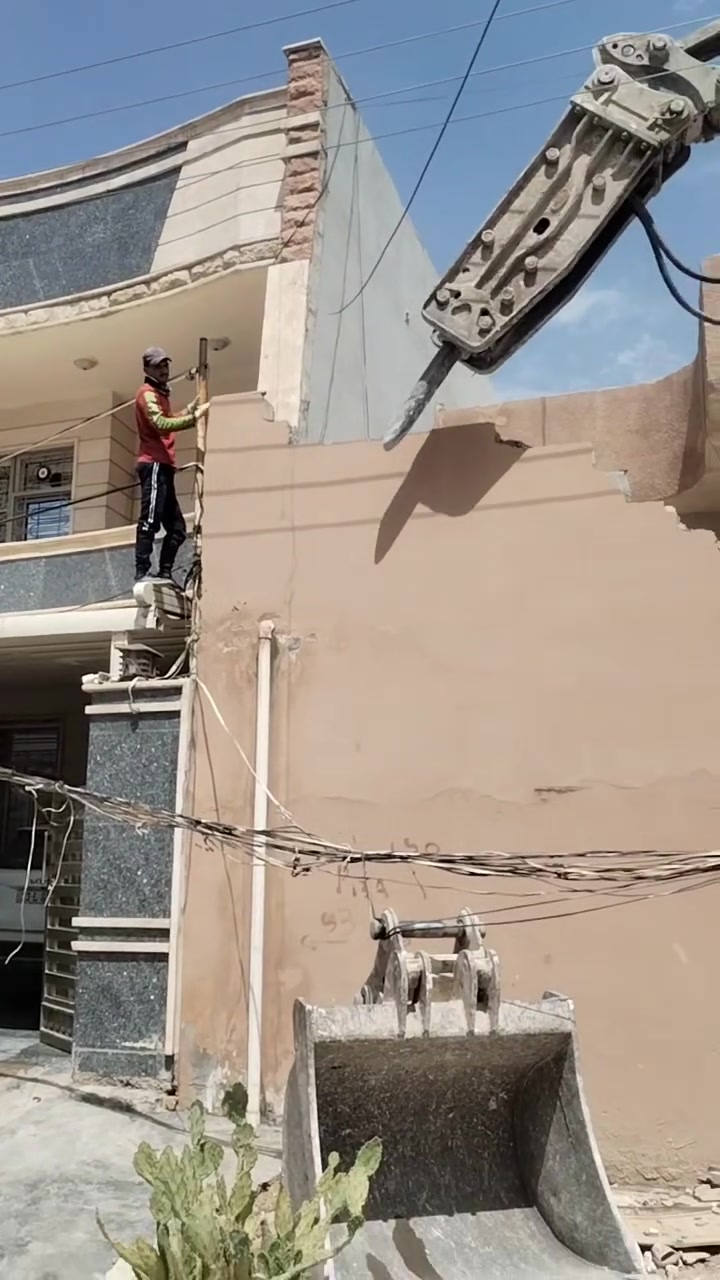 تفليش الدور ورفع الانقاظ وتعديل الارضيه بمواده فقط تحياتي للجميع ***********
