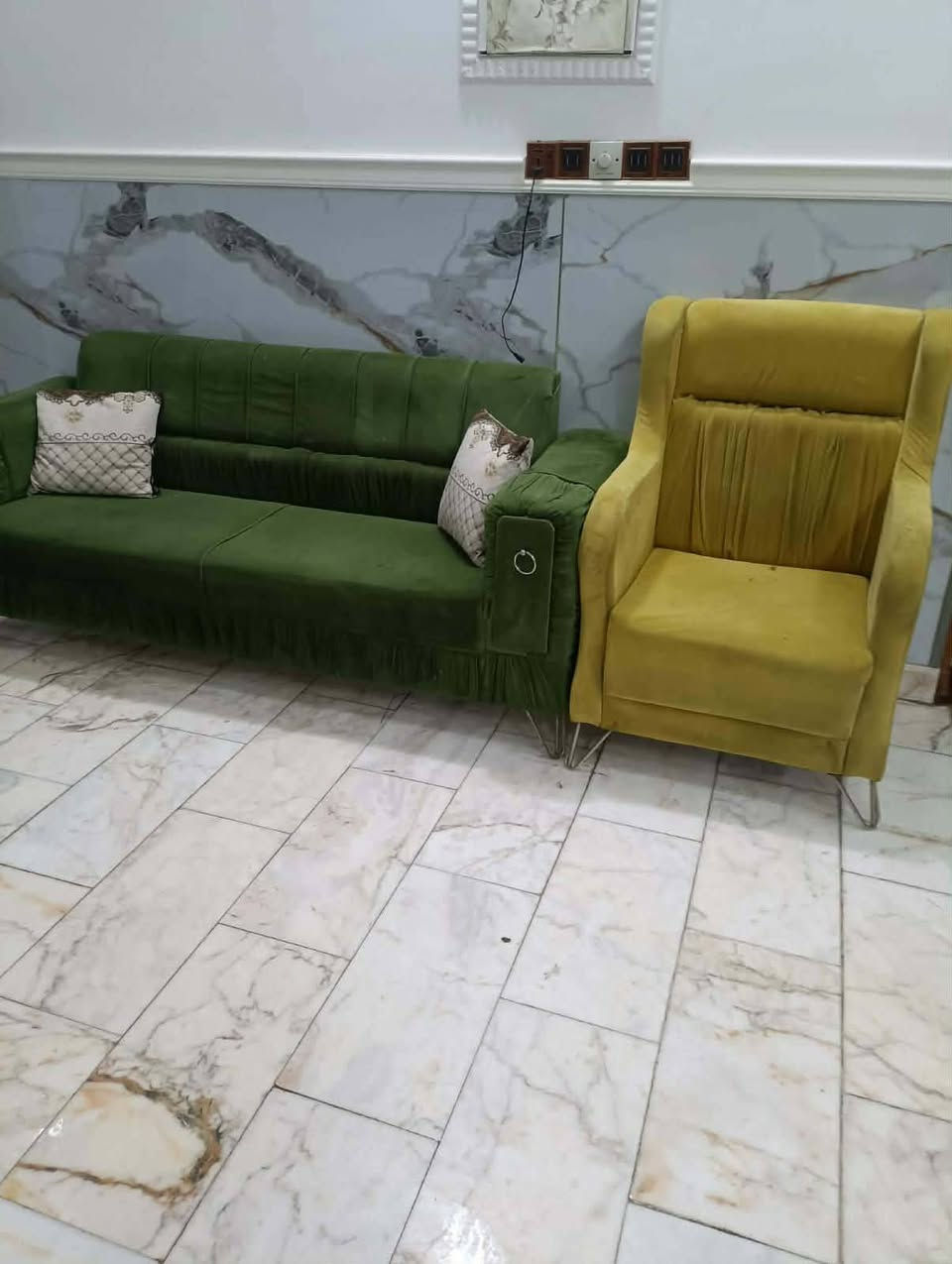 كاروك مع دوشك سعر30تخم نضيف 250وبي مجال


**إذا كنت صاحب هذا الإعلان وتريد حذفه لأي سبب، رجاءا أرسل رسالة إلى الدعم الفني**