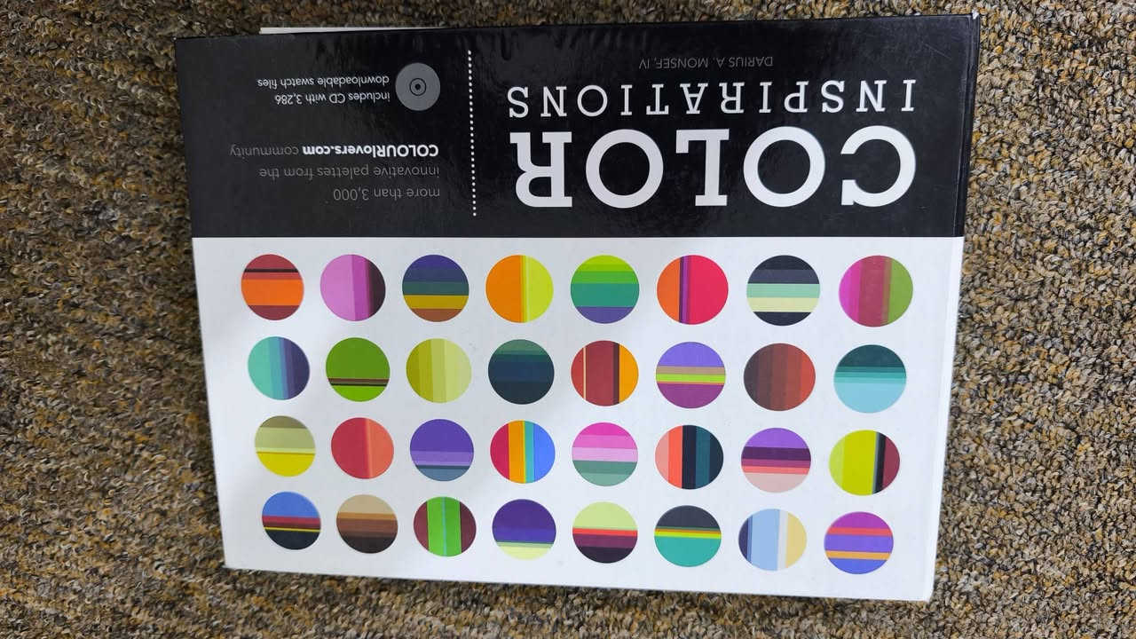 السلام عليكم ..متوفر ٤ كتب للتصميم عربيه واجنبيه نسخ اصلية للبيع موضحه بالصور غير مستخدمه جديده  .. توصيل ماعندي مكاني البصره .. *********** موجود اتصال ووتس اب
