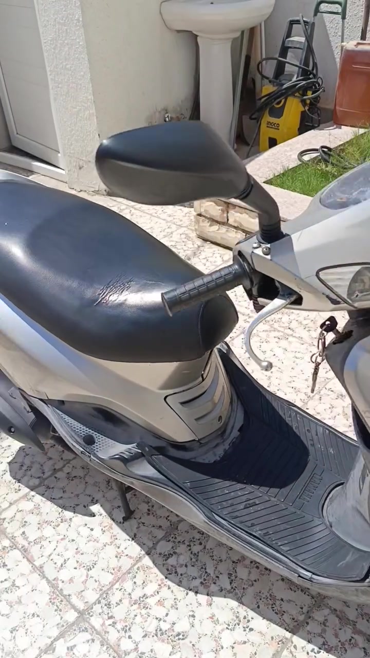 دراجه البيع بريز شغاله كهربائيات سعر 650 وبيهه مجال عنوان حي القاهره الدلفيه ***********
