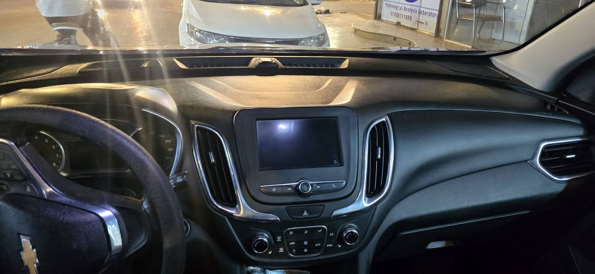 السلام عليكم اكونكس 2020 لون اسود
فول مواصفات ماعده الفتحه 
رادارات امامي خلفي 
تبريد خلفي 
تحديد مسار
قفل سرعه 
كشنات كهربائي 
صندوق كهربائي 
وهواي موصفات بيه
ماشيه 111الف ضربته طرف جاملق
وبيه صفحت العبري باب العبري شوي وجاملق والباقي كفاله حداده وتايرات 100%توني مبدلهن وكله اصلي وتايرات كوري للبيع او مراوس السعر 125 رقم اربيل وكاله عامه عندي بيه يحق التحويل او وكاله 
رقم التواصل ***********
مكاني البصره
