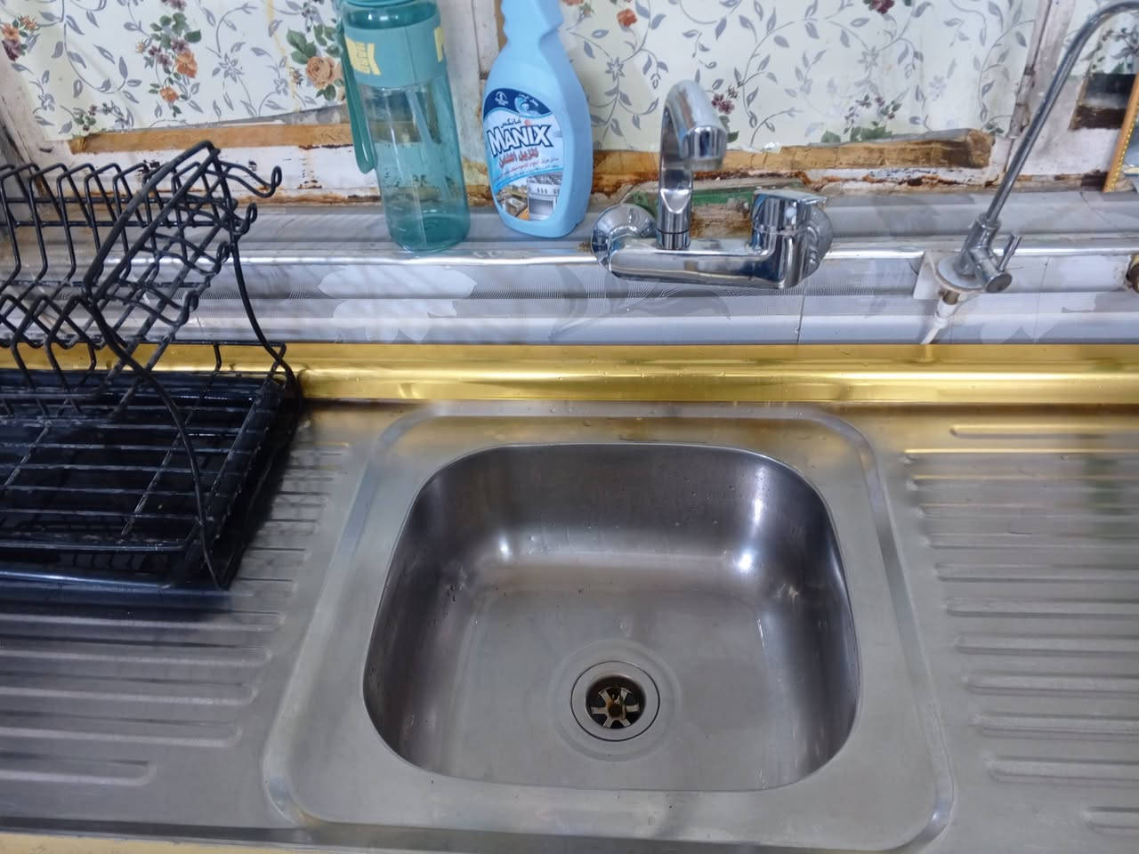 سلام عليكم اغراض للبيع ومستعجلين ع بيع  (كاونتر 3 قطع قوي جدا ونظيف سعره 250 وبي مجال // ثلاجه كرافت استخدام شهر جديده ونظيفه سعرها 300 // ومجمده حجم كبير استخدام قليل  سعرها 250 // وثلاجه صغيره ب 50)
المكان بغداد التراث


**إذا كنت صاحب هذا الإعلان وتريد حذفه لأي سبب، رجاءا أرسل رسالة إلى الدعم الفني**