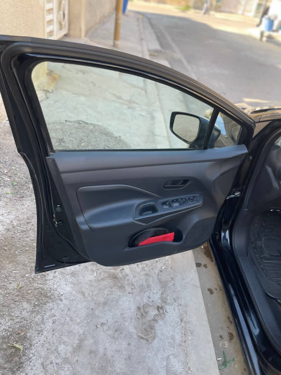 السلام عليكم نيسان فيرسا مديل 2021 معوقين تحكم استيران جهتين كامرة وقوف ذاتي امامي شاشه حادثه الجمالغ الخلفي حادث امريكا بيه دعاميه اماميه بل عراق بدون يرباك مكينه 1600 تحديد مسار  السيارة حلوة ونظيفه عارضه ب 100ورقه وبيه مجال حك الجيه *********** مكان السيارة بغداد البياع حي المواصلات
