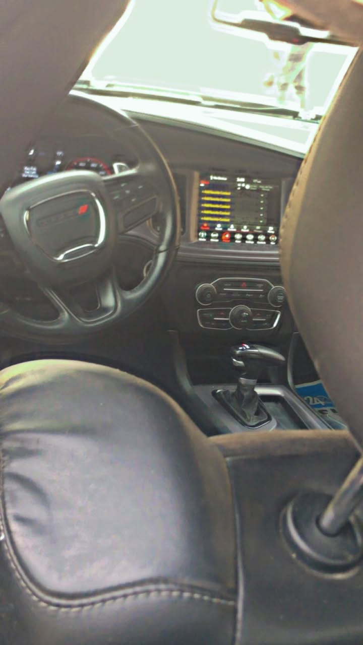 ✅جارجر 2023 GT بلاص
✅لون اسود 

✅السياره حادثها صبغ قماره تعديل فقط بدون كص +وباب وجاملغ صبغ ع الخارج

بجم #كبس 

 

✅العداد : ٢٢٠٥ ميل 

✅تشغيل عن بعد 

✅كشنات حار بارد 

✅المحرك : V6.  3.6L 

✅المواصفات :

✅نسخة  GT - SUPER TRACK PAK

* ⁠

✅مصابيح أمامية زنون .

* ⁠ 

✅فتحه سلايد 

✅كشافات الضباب زنون 

 

✅ المصابيح الأمامية مع LED

✅حساسات . 

✅شاشه كبيرة مع نظام ملاحة نفكيشن GPS 

✅الشاشة مع اوپشنات SRT . 

✅سستم صوت الپاين .

✅ويل قياس 20 انج . 

✅تشغيل عن بعد . 

✅محدد سرعة . 

✅تلفون بلوتوث . 

✅كاميرا خلفية .

✅مرايا متحسسة للاضاءة العالية .

✅كير شفت بالستيرن . 

✅دخول ذكي (بصمة)

✅مكان سيارة ⁠ديالى بعقوبة مرقمة بأسمي بغداد

✅للأستفسار : الاتصال على الرقم ***********

  ✅الشراي يتصل وبي خير ويدلل
