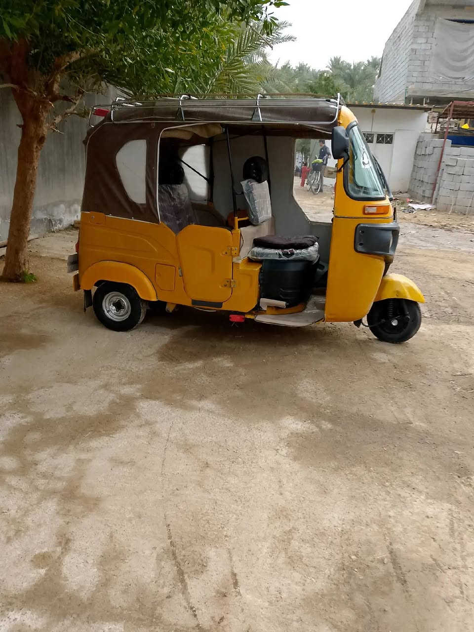 تكتك 21شهر 6كاملة معمرة بس دوس كاعيات نضيفة بيهة معجون بل صفحة
نضيفة مكينة نكرة سلف بكانك بعقوبة المنجرة لوحات 
نكليزي صاعدة هزة سعر 7500 وبيهة مجال رقم*********** تارات جوبلس
