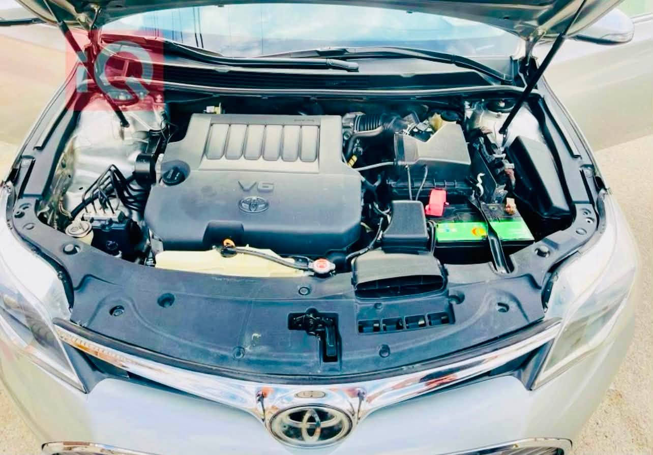 للبيع Toyota Avalon 2017 Limited
السياره وارد امريكي والحادث مالتها موضّح بالمنشور.

فئة الليمتد ومواصفات اللمتد معروفه فول 1/1 

بالنسبه للحادث مالتها معدل بارد بدون صبغ.

السياره بيها صبغ فقط شبر مربع جوه اليده مال باب السكن. 

وبيها pdr صغير بالجاملغ الخلفي جهة السكن. 

_________________

السياره عليها إدامه كامله تشمل :

1_ دهن گير.

2_دهن ميكنه.

3_تخم بلكات وكاله.

4_تخم تايرات ياباني جديد وليس صيني.

5_تخم فلنجات جديد وكاله.

6_تخم دسكات (دبل لينك).

7_فلاتر (شوته، تبريد، دهن ) ماركة دنگر مان الاصليه.

8_فيت بم جديد اصلي.

9_صدر امامي خلفي جديد وكاله.

ممشى السياره 110 ميل.

________

السياره نضيفه واحلى من الصور وجاهزه ترايها وين متريد وبالعافيه على اللي ياخذها.

رقم السياره سليمانيه شبه مميز بأسمي ، السنويه مالتها للـ2029.

مكان السياره صلاح الدين-قضاء الدور 

سعر السياره 185$ 

_

*********** واتساب او عادي
