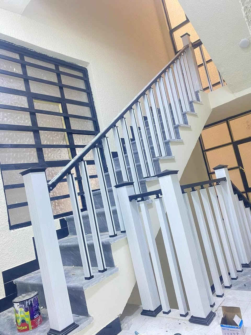 متوفر جميع انواع المحجرات الدروجه والبيبان PVS
والزجاج وأصباغ الشبابيك بأسعار تنافسيه جميع أنحاء بغداد موقعنه الدوره ابو دشير رقم ***********
