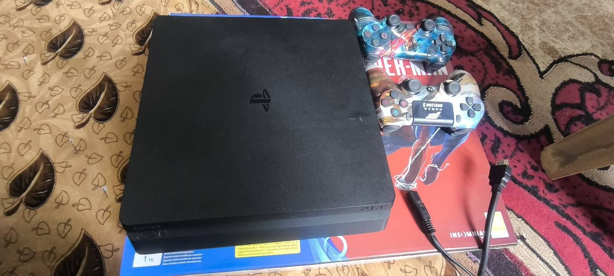 السلام عليكم ، بلي 4 سلم 1 تيرا اونلاين لوك ستيكر استعمال اسبوعين فقط السعر 240  سبب البيع محتاج فلوس عندي عمليه


**إذا كنت صاحب هذا الإعلان وتريد حذفه لأي سبب، رجاءا أرسل رسالة إلى الدعم الفني**