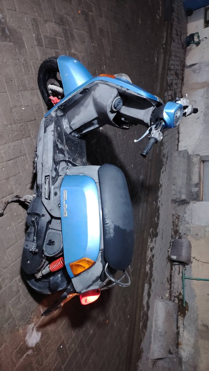 السلام عليكم بوليسي جديده الف مذب عليهه سعرهه 750 قف من لخير شراي يتصل مكاني مدينة لصدر ***********
