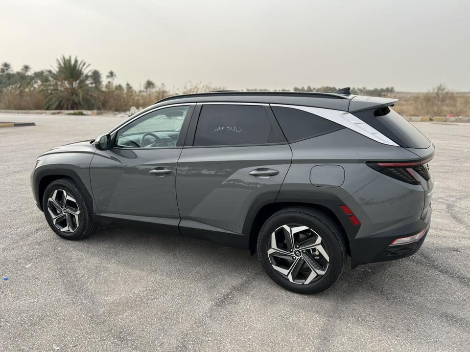 2024  HYUNDAI TUCSON SEL

سعة المحرك:-  2.5 بانزين 
المسافة المقطوعه :-22 mi
اللون :- سمنتي                      
الموديل:- 2024
عدد المقاعد :- 5 مقاعد 
مواصفات السيارة:-SEL
الاضافات#👇👇
 شاشه كبيره 
فرش جلد بيج
ويل 20
كامرا خلفيه  
تحكم سرعة
تحكم مسجل في الطاره
بصمه 
حساس تجاوز  
حمالة سقف 
هاند بريك كهرباء  
تحديد مسار  
صندوق كهرباء 
لايت زينون 
تشغيل عن بعد
اشاره بالمرايا
فتحة سقف 

والمزيد من الاضافات

         🚗   حادث السياره كما موضح في الصور سرقت بنيد فقط بدون حادث السياره فقط سرقه    

مكان السياره بابل الحله 
هـ ***********
لمعرفه السعر اتصل ع الأرقام
