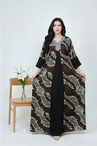 فستان كلوشه • نقشة نمري • مقاس L/XL/2XL